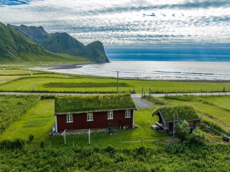 cabin with seaview