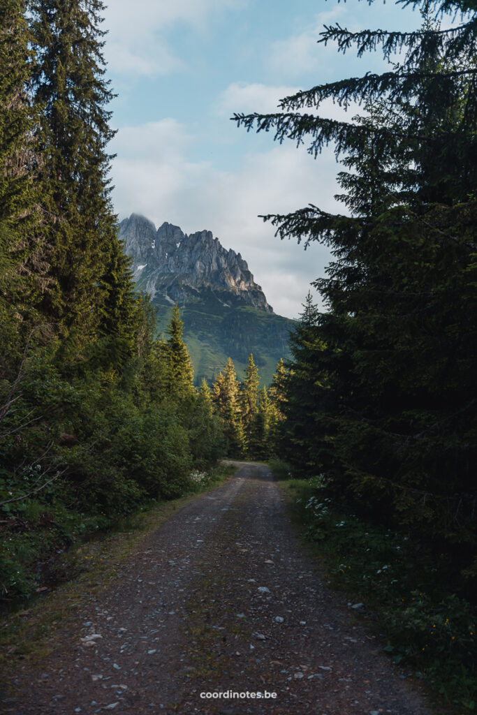 Hochkeil and the Mirror Lake hike in Hochkönig