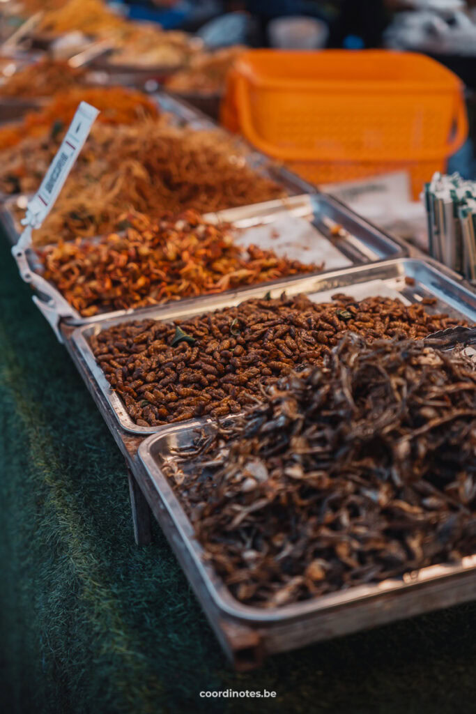 Food markets at the river shore