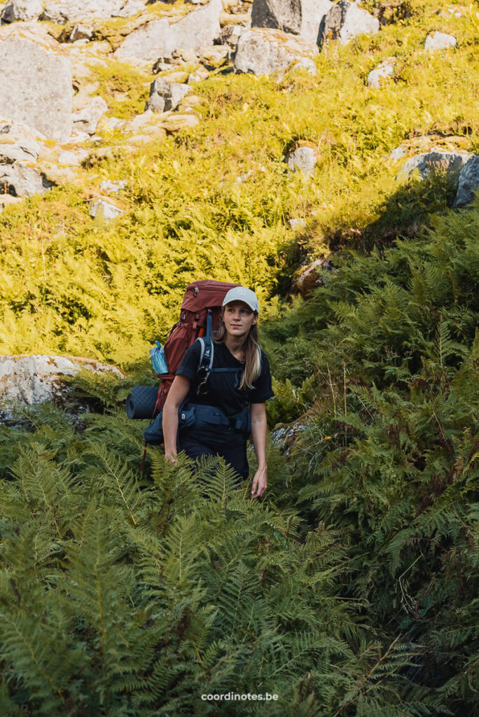 Kvalvika Beach Hike