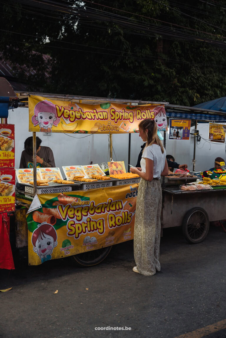 Evening market in Pai