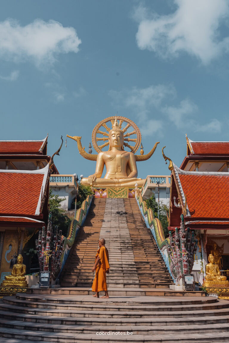 Wat Phra Yai