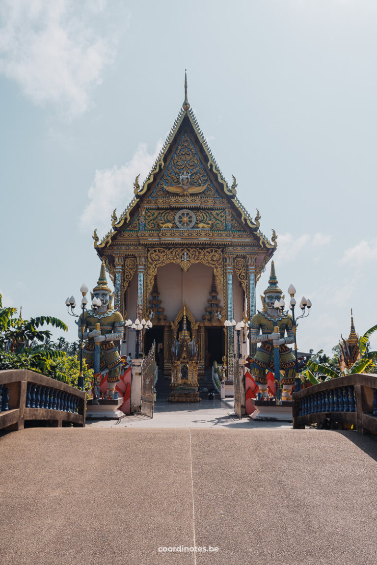 Wat Plai Laem