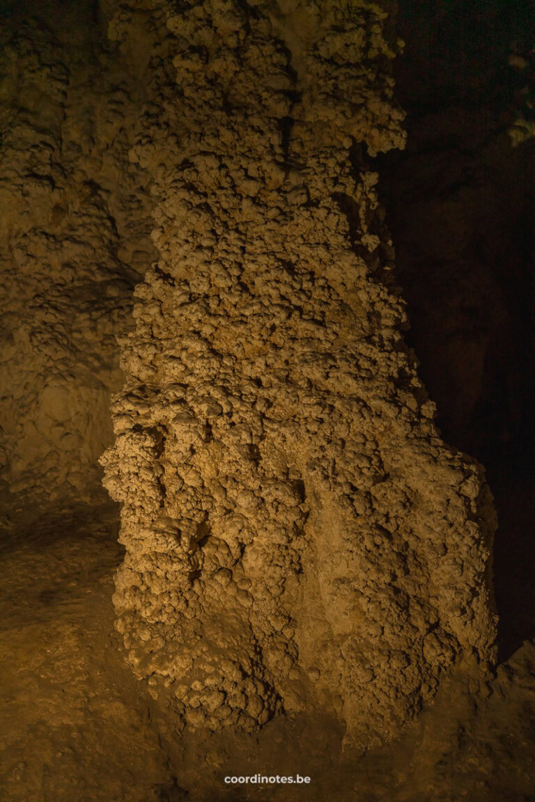 A limestone stalagmite looking like popcorn in the Tham Lod Cave